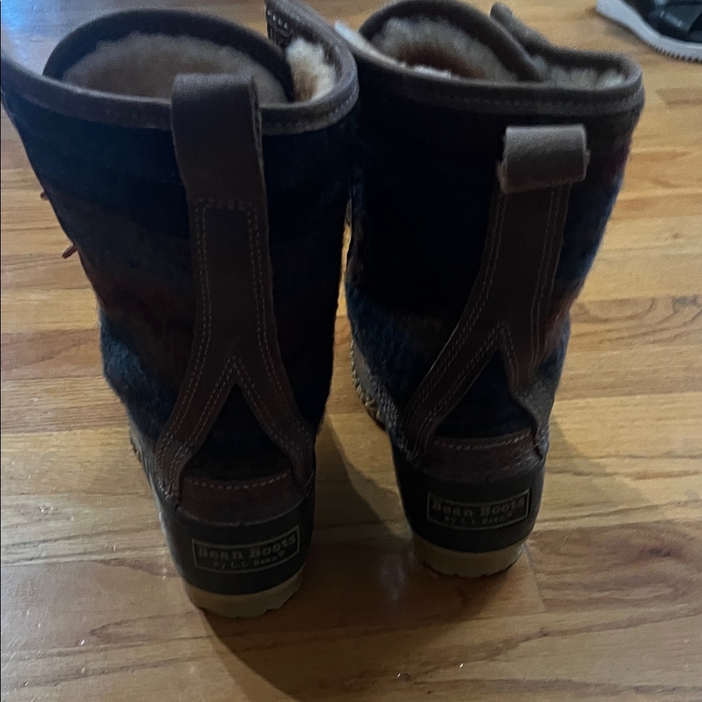 L.L. Bean Brown Lace Up Boots - Picture 5 of 7